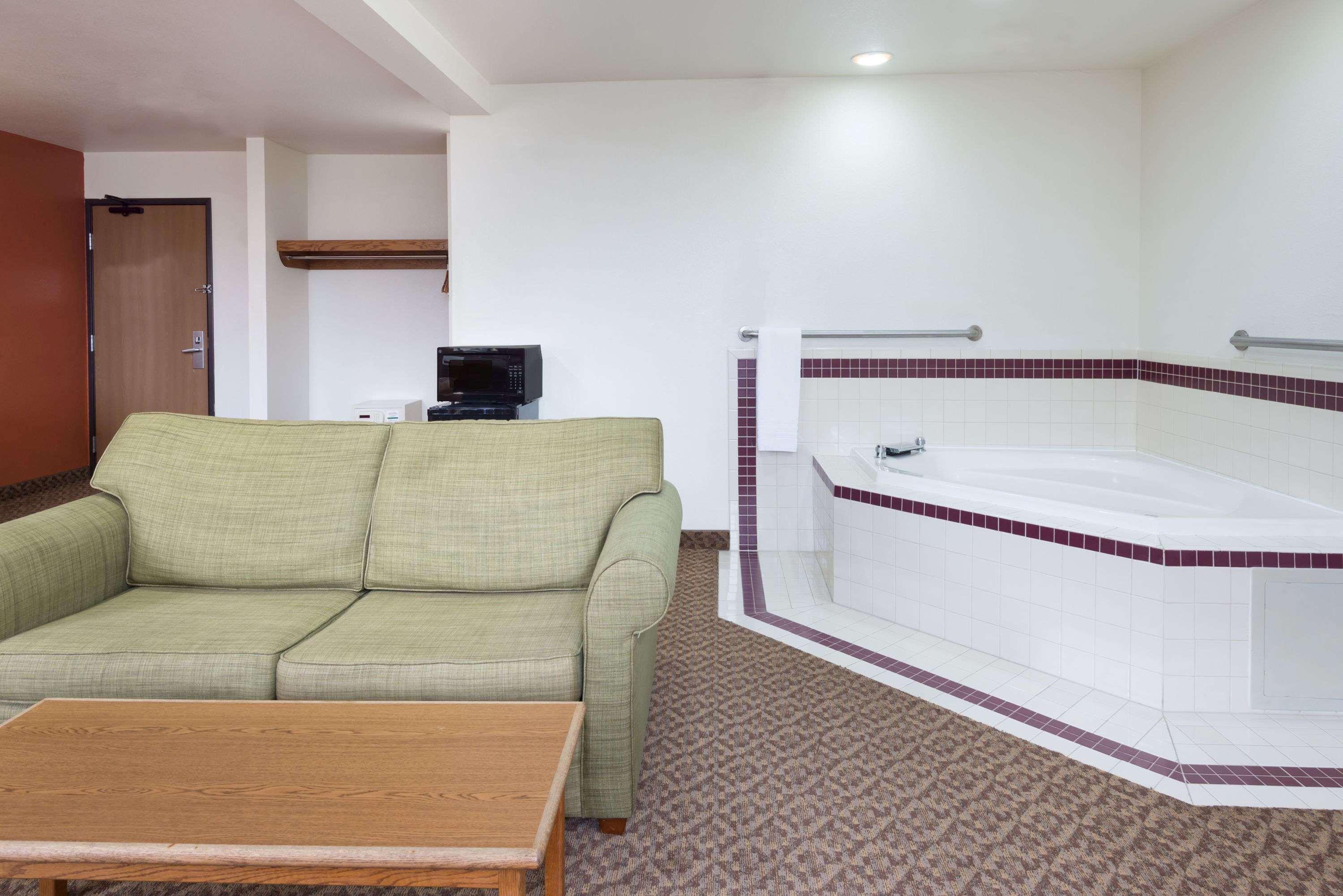 Hotel Super 8 By Wyndham Morgantown Exterior foto